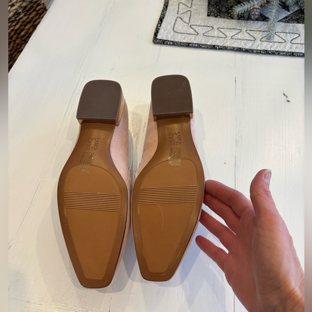 Naturalizer Pink Suede Loafers with Gold Accent Heel - Picture 10 of 11